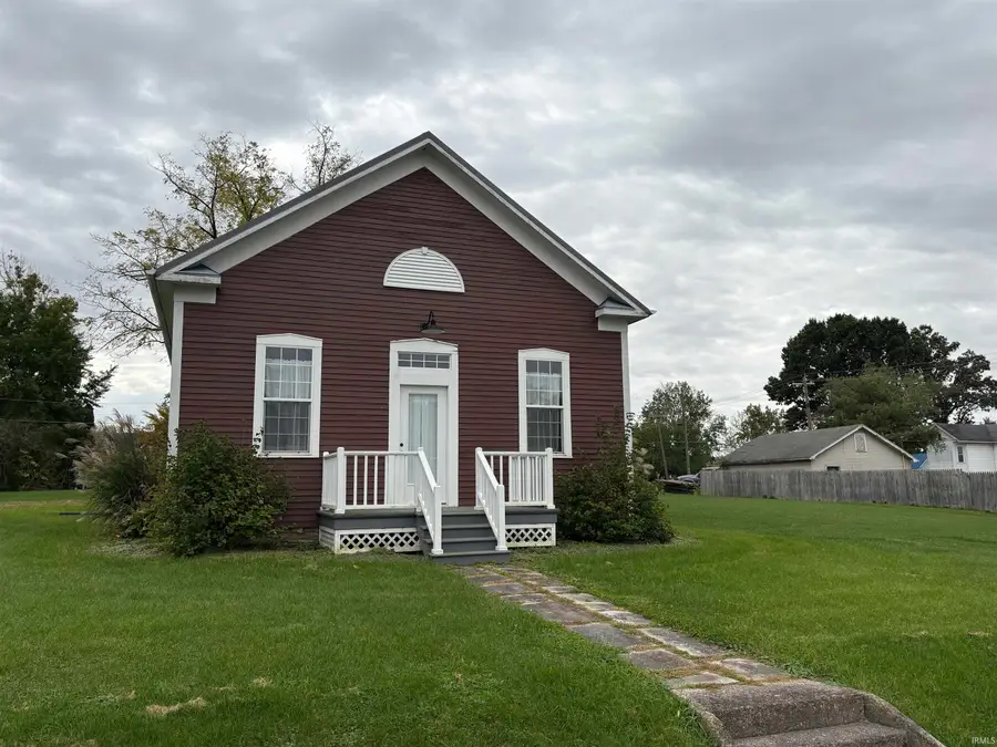 200 E Shackley Street, Geneva, IN 46740 - #2