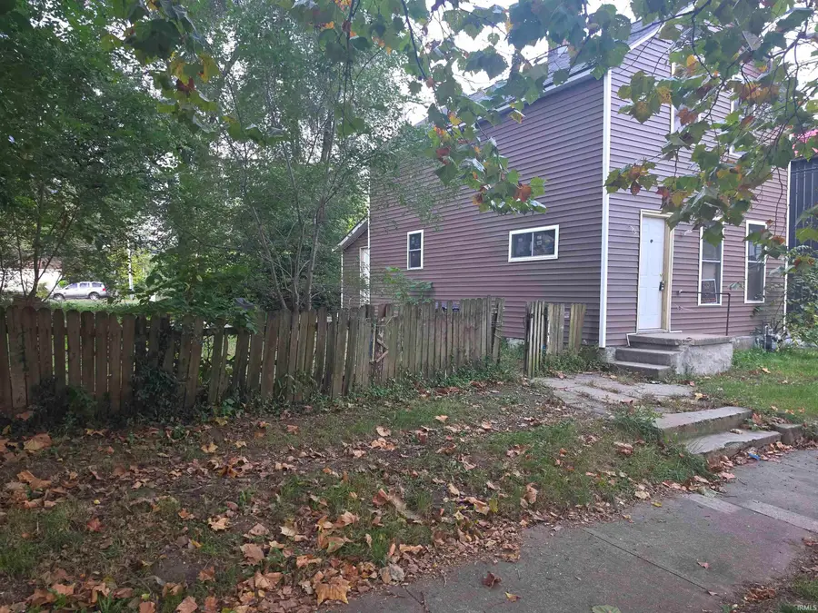 517 9th Street, Elkhart, IN 46516 - #2