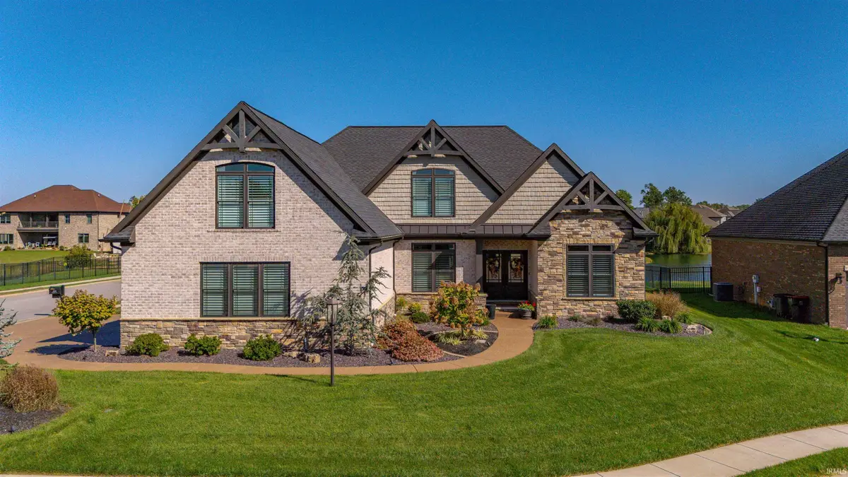 8699 Crenshaw Drive, Newburgh, IN 47630 - #1