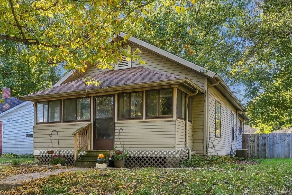 313 S Market Street, North Manchester, IN 46962 - #1
