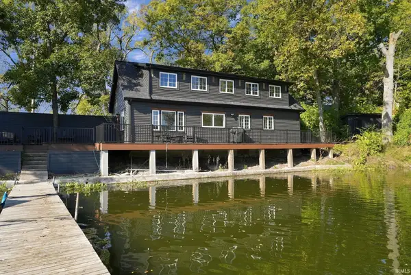 9630 N Hiawatha Lane, Syracuse, IN 46567