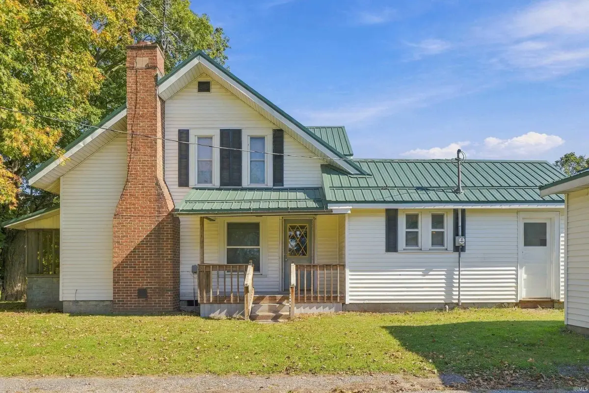 8565 E Metz Road, Angola, IN 46703 - #1