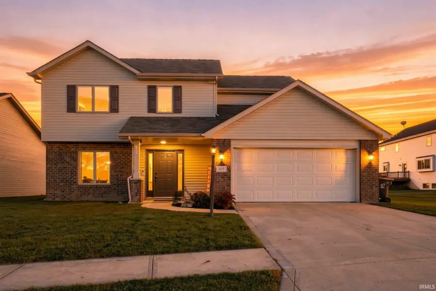 108 W Cambridge Drive, Columbia City, IN 46725 - #2
