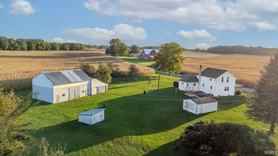 7400 S 400 E, Wolcottville, IN 46795 - #2