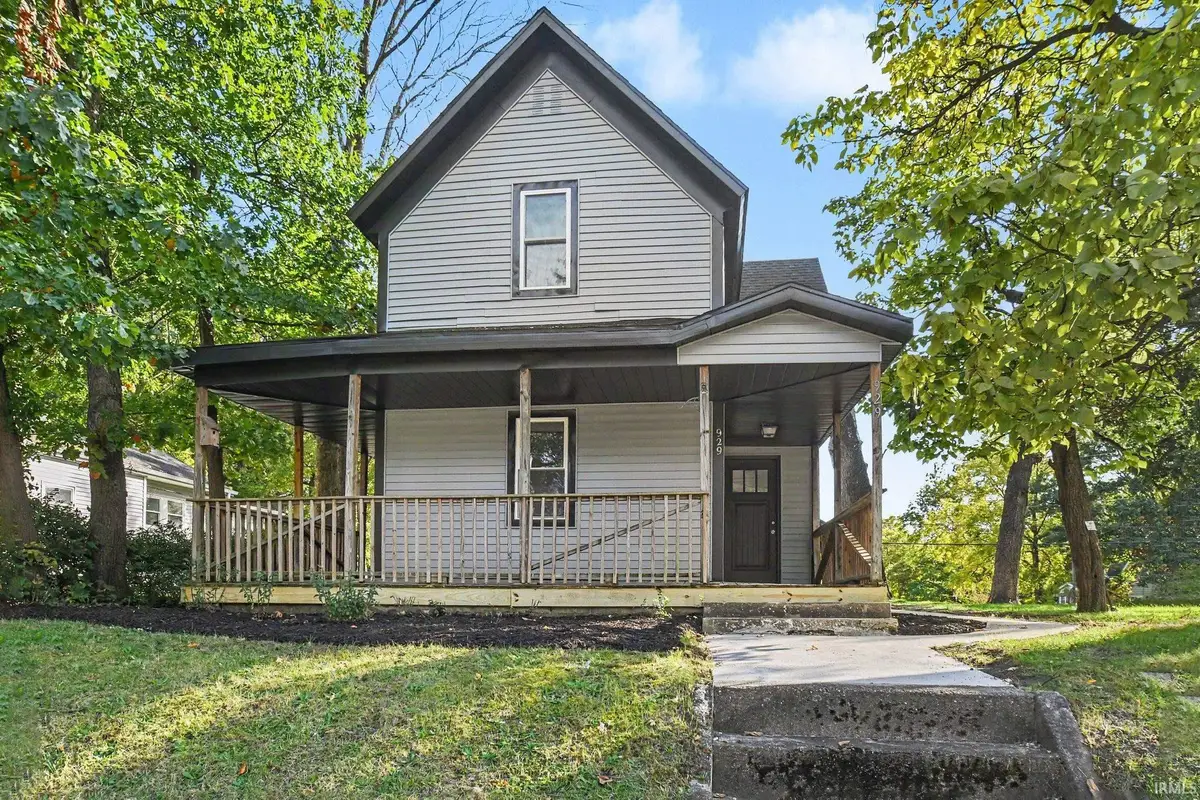929 Middlebury Street, Elkhart, IN 46516 - #1