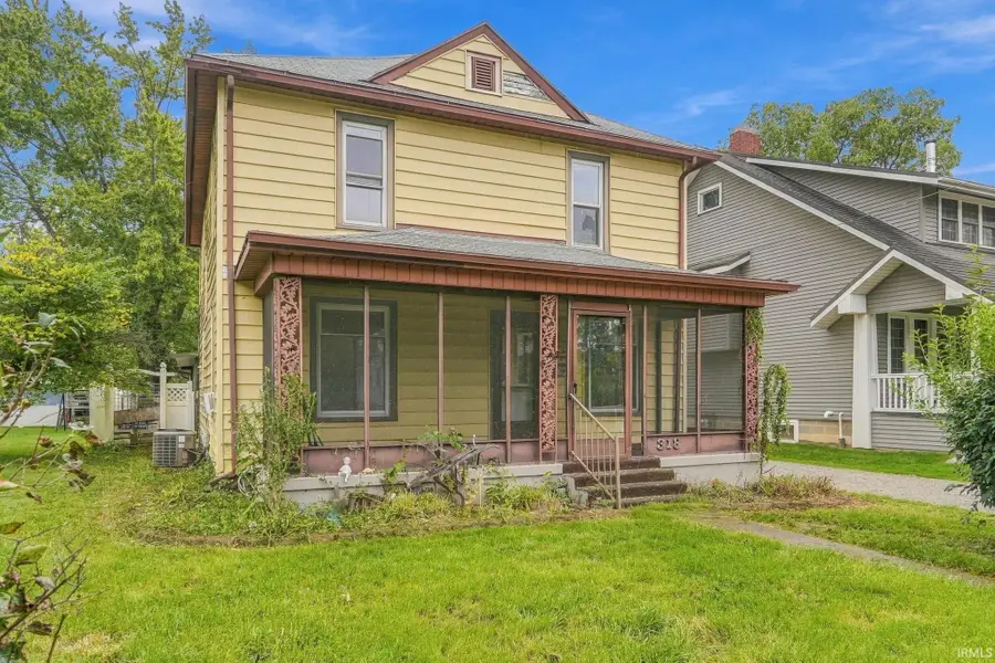318 N Chauncey Street, Columbia City, IN 46725 - #2