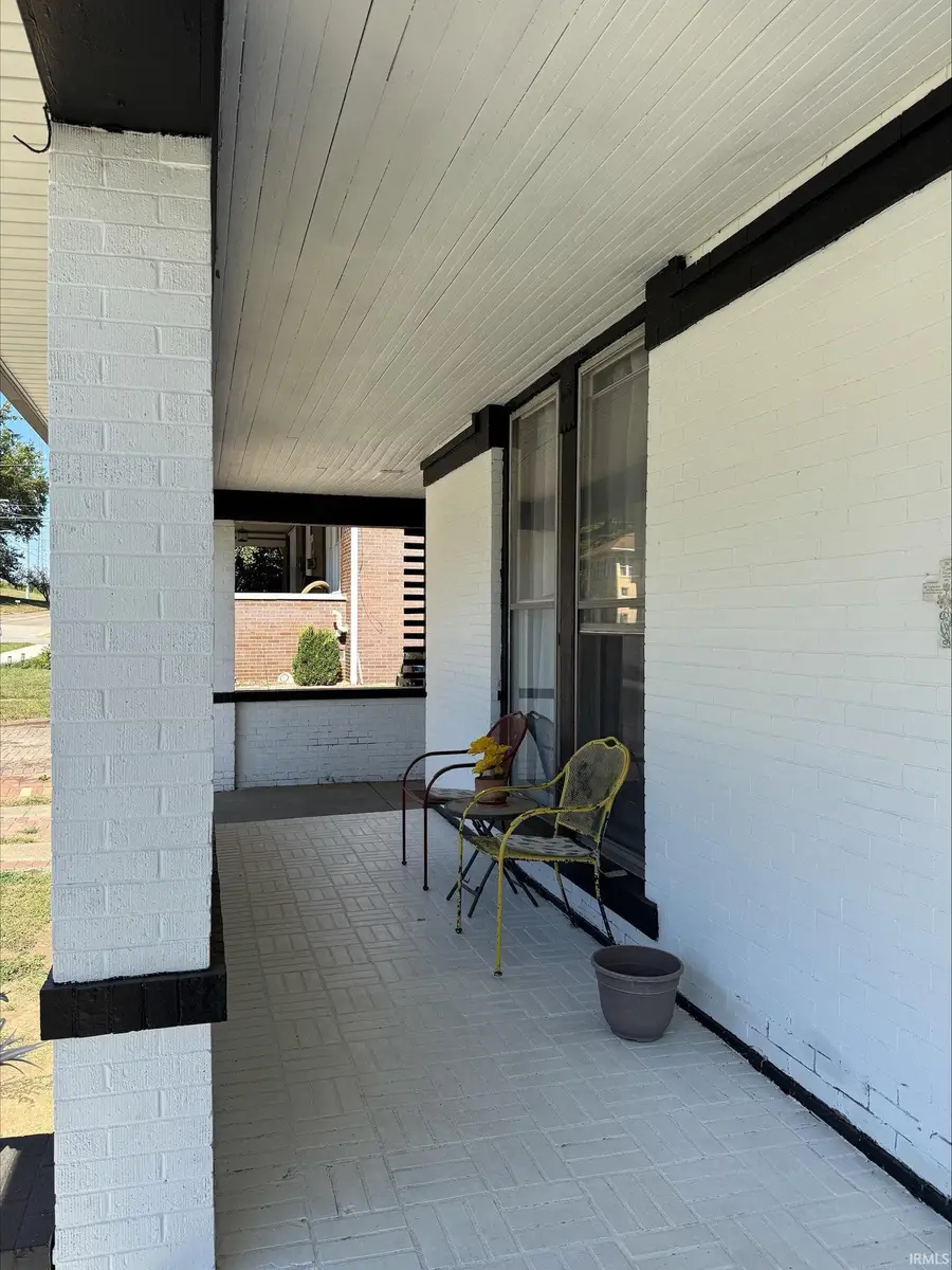 415 N Geiger Street, Huntingburg, IN 47542 - #3