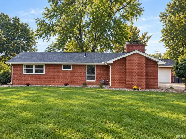 1327 E Reynolds Street, Goshen, IN 46528
