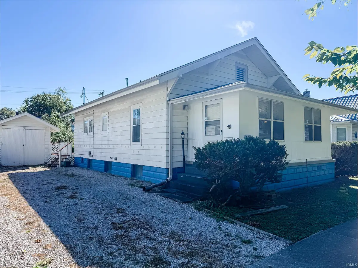 506 NW 1st Street, Washington, IN 47501 - #1