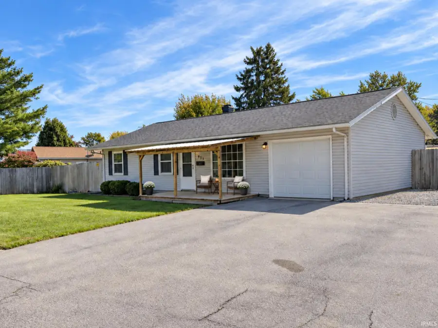 911 E Elmhurst Drive, Kokomo, IN 46901 - #3