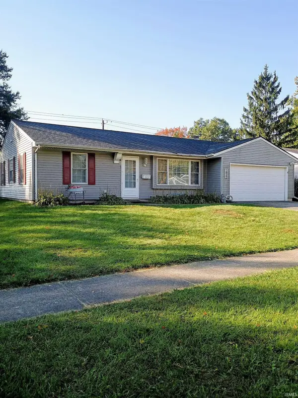 1822 Renfrew Drive, South Bend, IN 46614