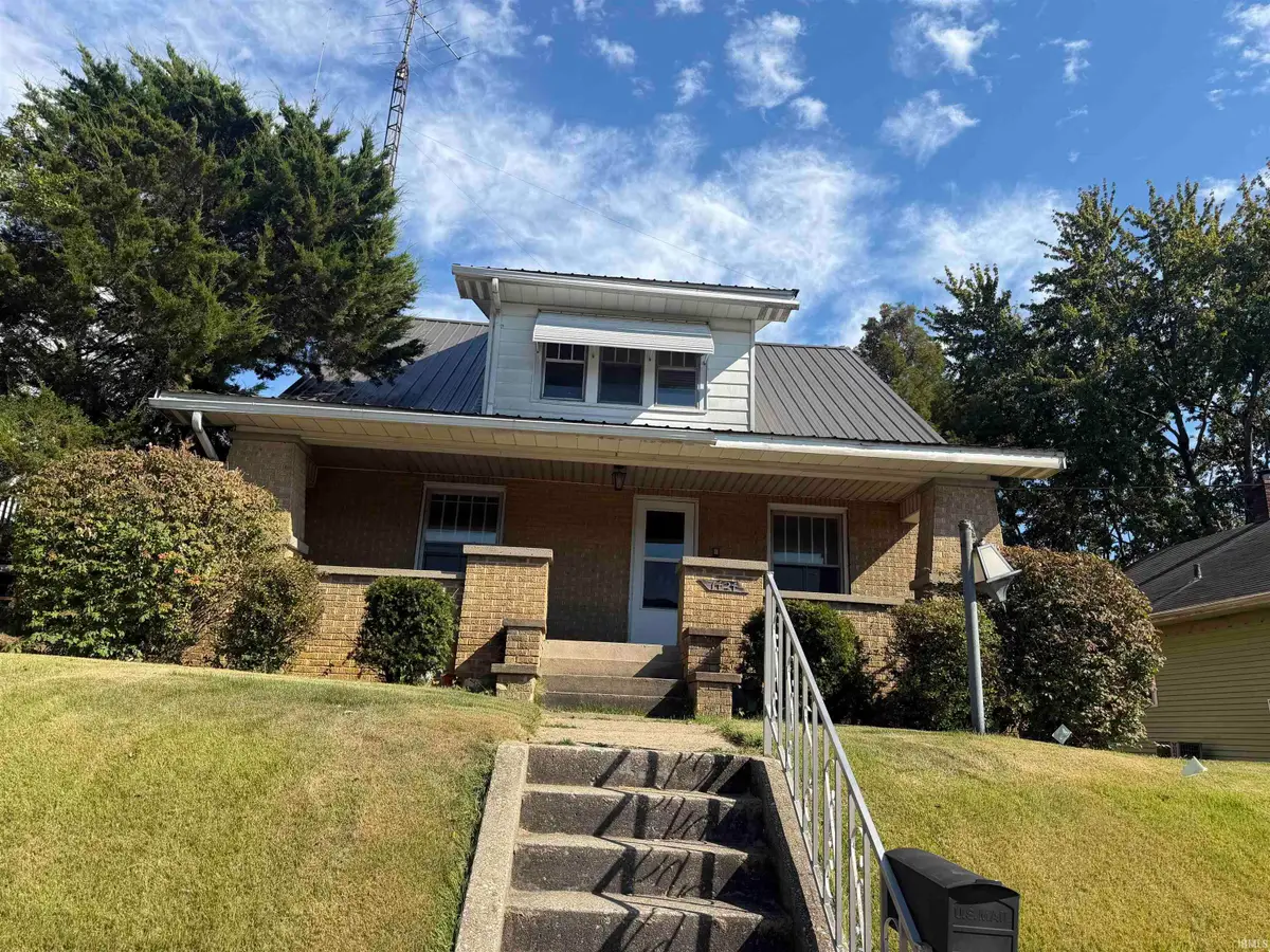 1424 Jackson Street, Jasper, IN 47546 - #1