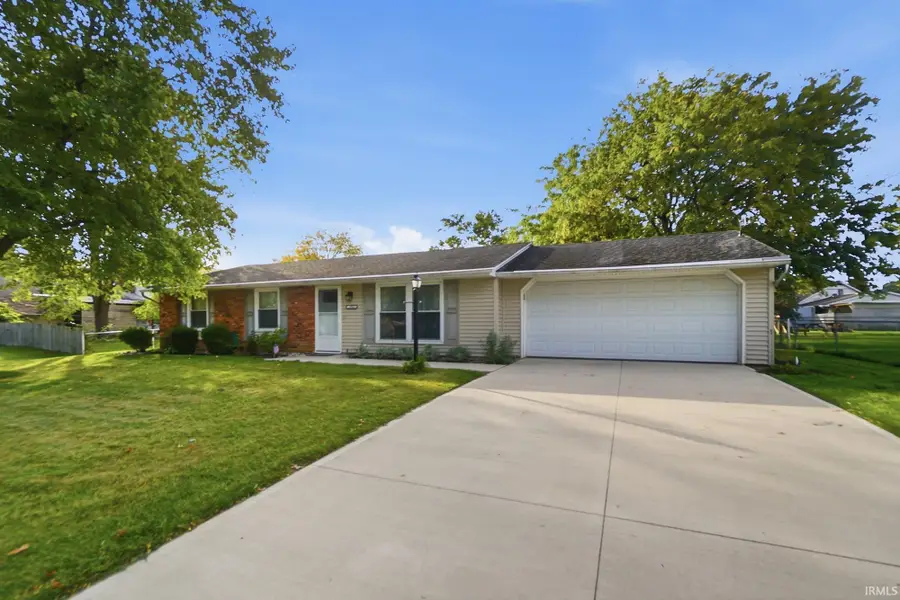 4916 Greenfield Drive, Fort Wayne, IN 46835 - #2