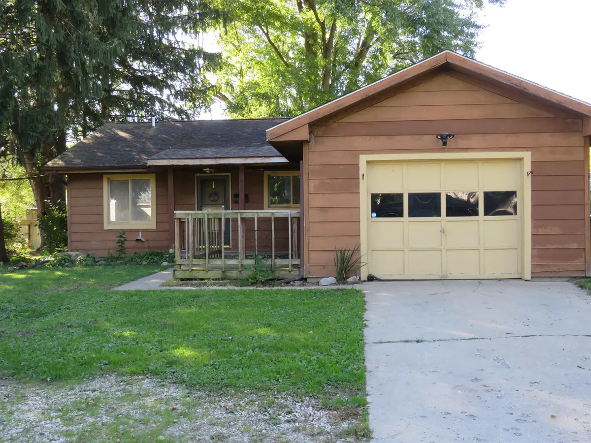 704 Mansfield Street, Plymouth, IN 46563 - #1