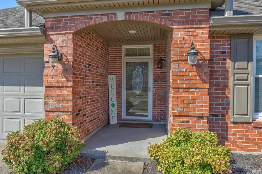 1837 Colonnade Court, Evansville, IN 47715 - #2