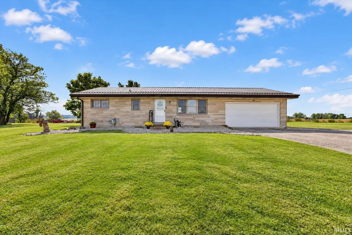 7163 E Us Highway 50 Road, Montgomery, IN 47558 - #1