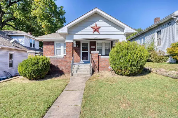 2801 Hillcrest Terrace, Evansville, IN 47712