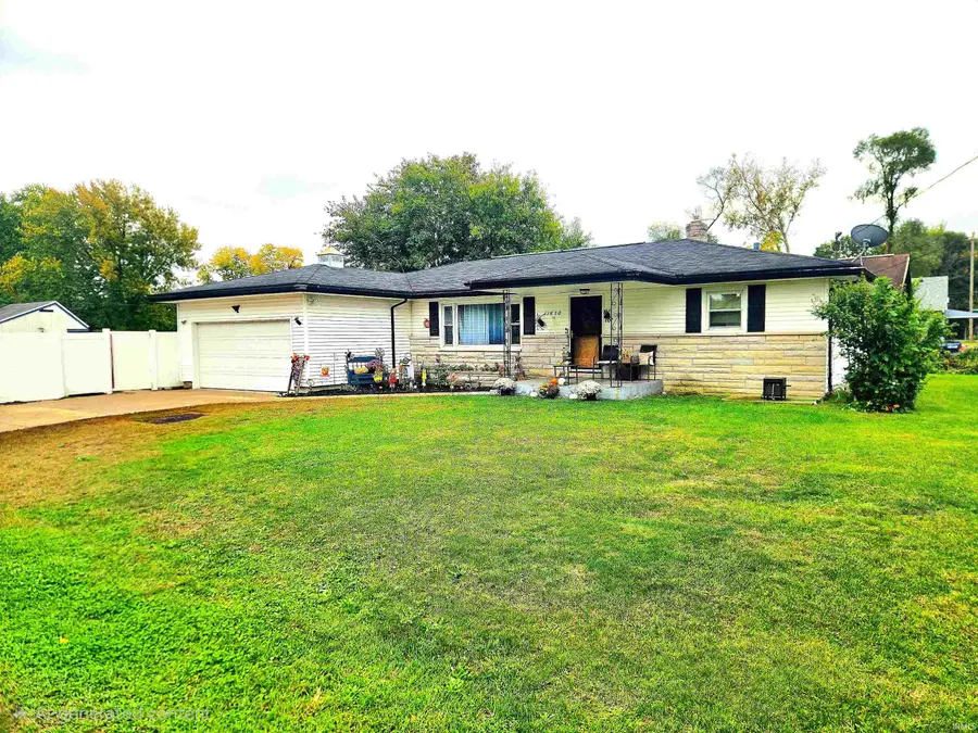 11650 Rogers Street, Osceola, IN 46561 - #2