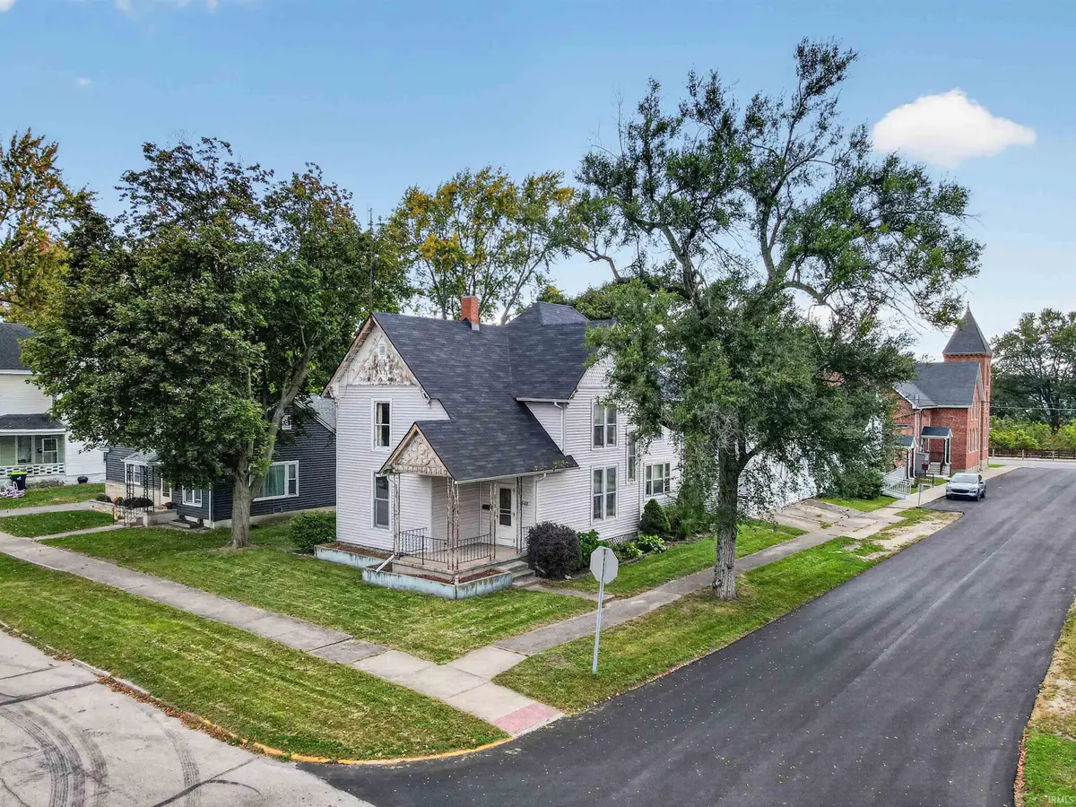 540 E High Street, Huntington, IN 46750 - #1