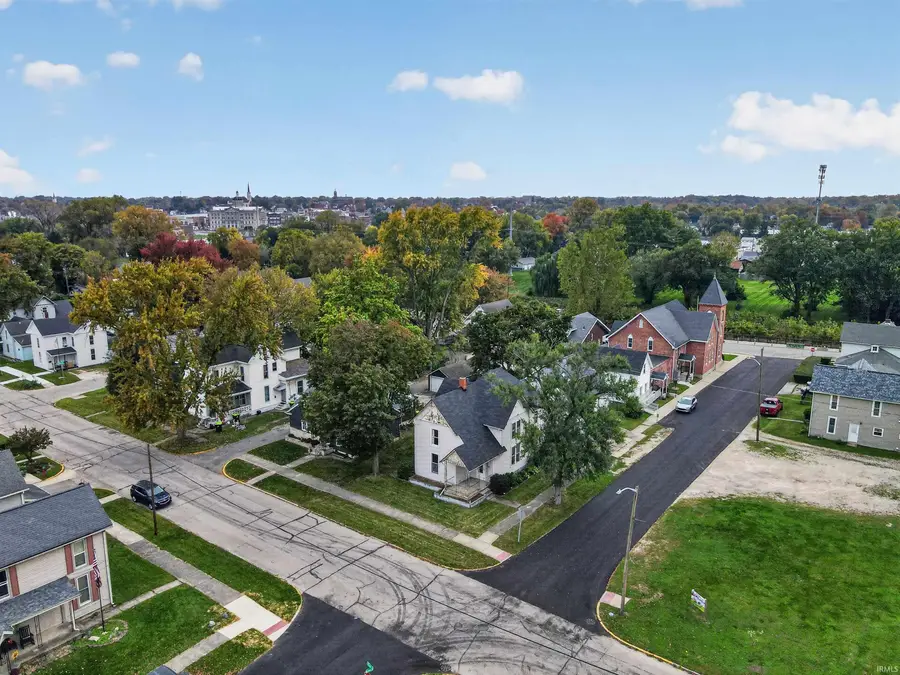 540 E High Street, Huntington, IN 46750 - #2