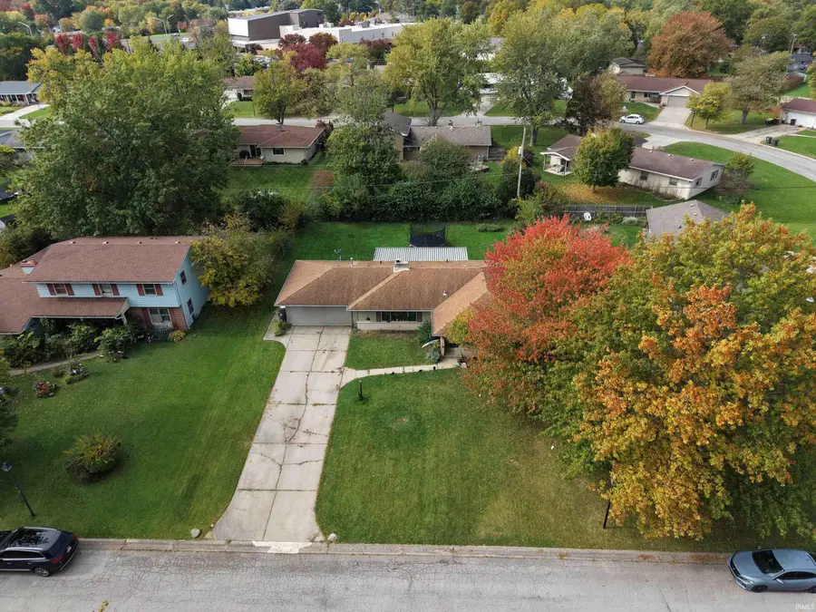 3721 Courtwood Drive, Fort Wayne, IN 46815 - #2