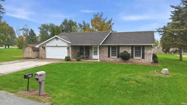 3120 E Meadowood Lane, Columbia City, IN 46725