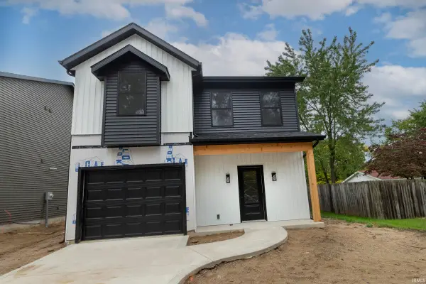 1521 El Reno St., Elkhart, IN 46516