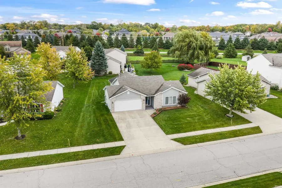 15822 Grand Willow Boulevard, Huntertown, IN 46748 - #2