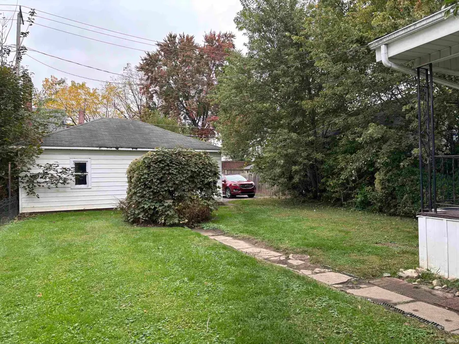 1107 Crescent Avenue, Fort Wayne, IN 46805 - #3