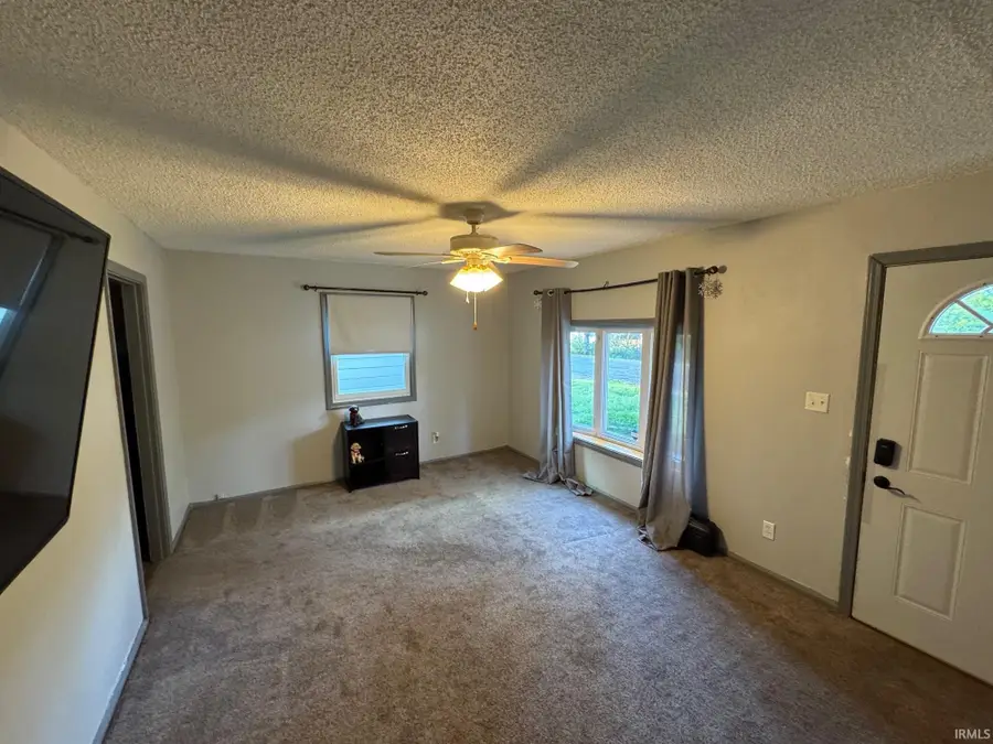 605 W 9th Street, Rochester, IN 46975 - #2