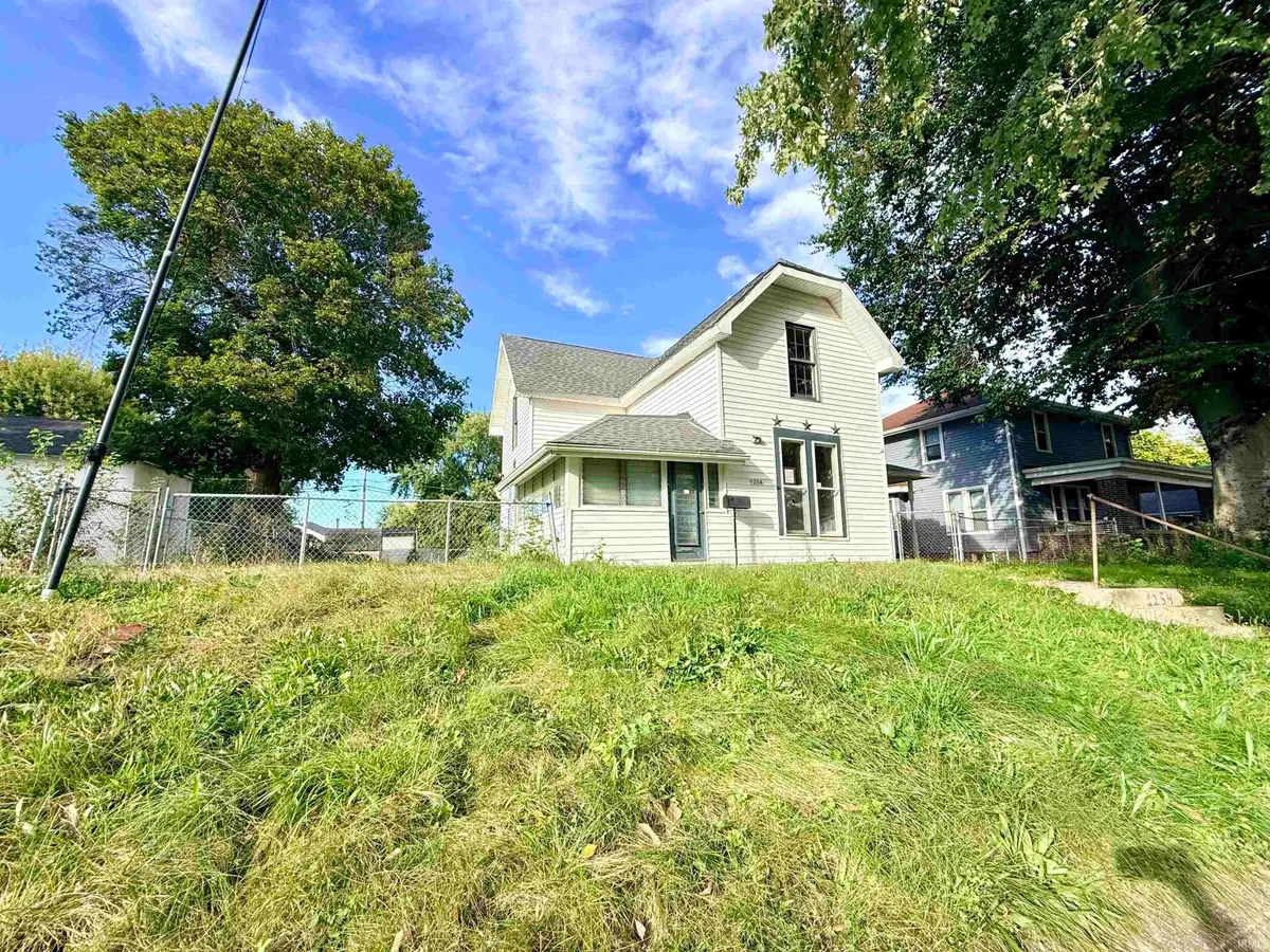 1254 E Washington Street, Frankfort, IN 46041 - #1