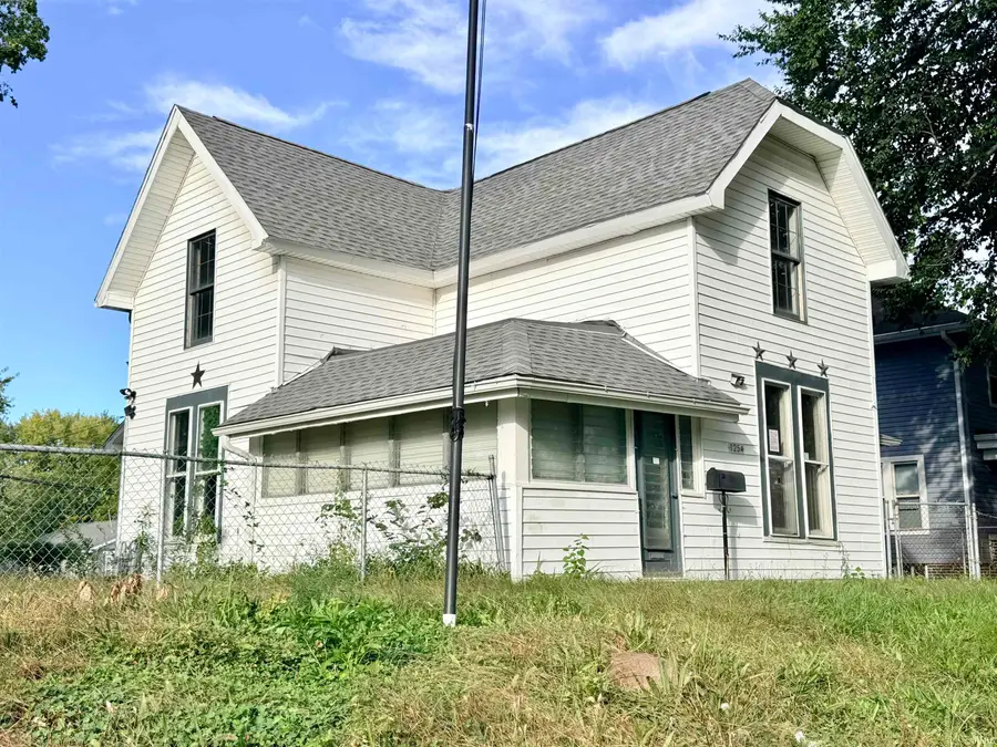 1254 E Washington Street, Frankfort, IN 46041 - #2