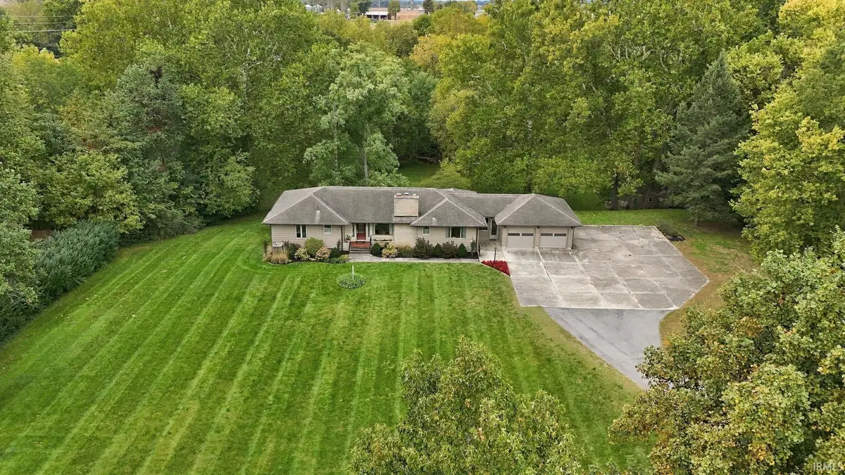 2399 E Singer Road, North Manchester, IN 46962 - #1