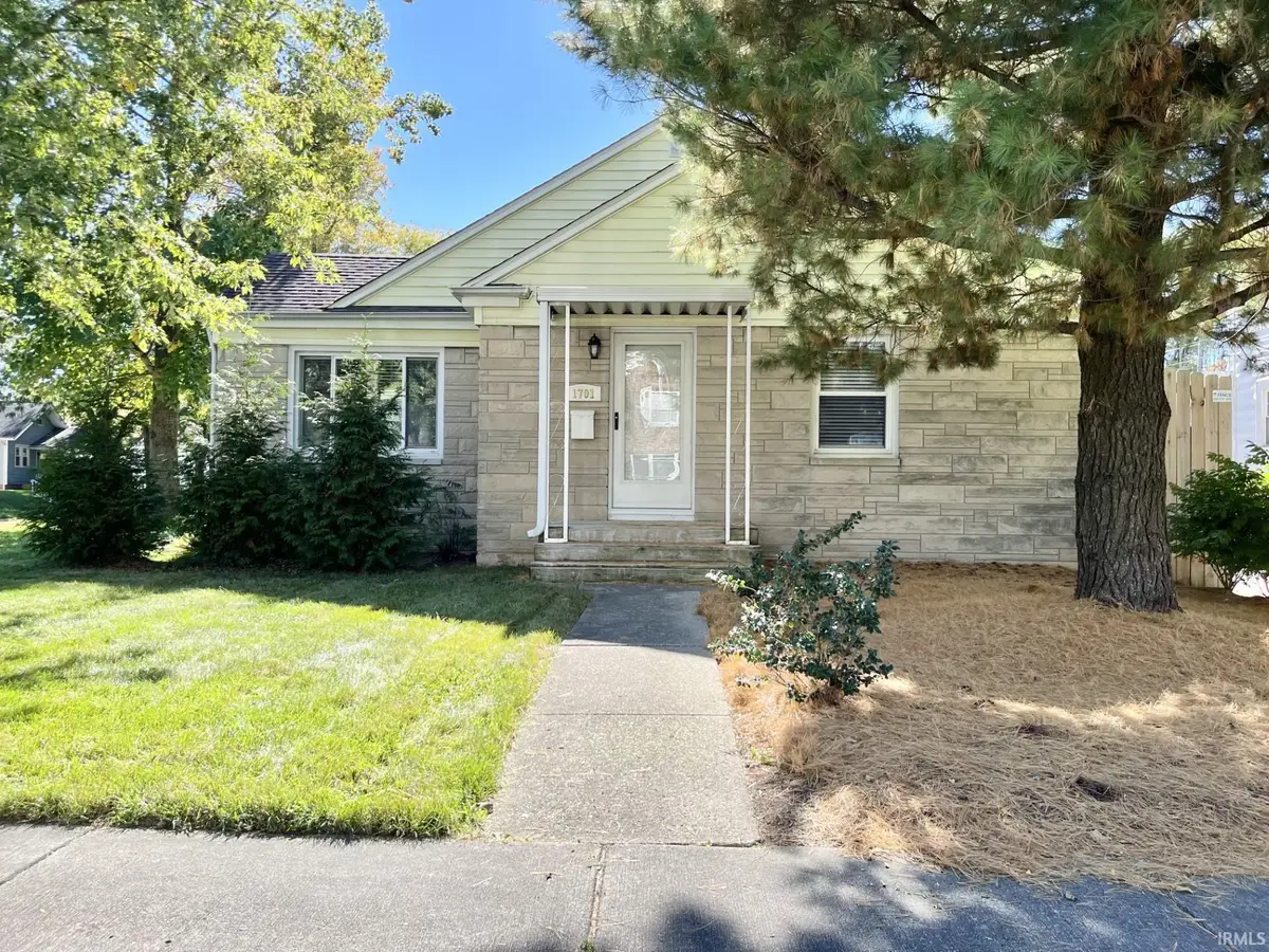1701 Clover Lane, Fort Wayne, IN 46808 - #1
