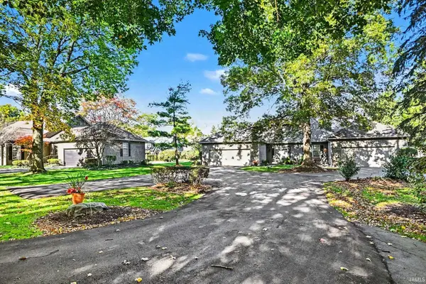 1309 E Erskine Manor Hill Drive, South Bend, IN 46614