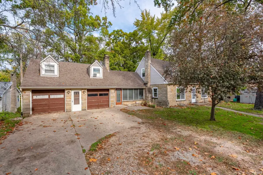 407 Wooster Road, Winona Lake, IN 46590 - #2