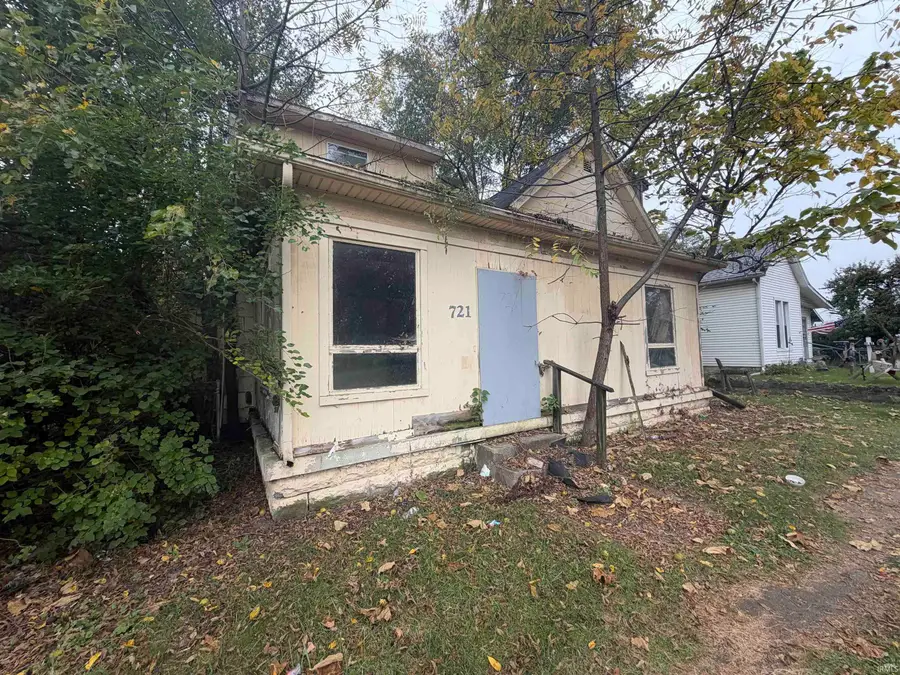 721 S Burlington Drive, Muncie, IN 47302 - #3
