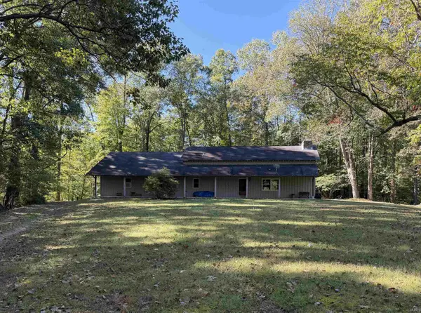 5280 Prince Road, Heltonville, IN 47436