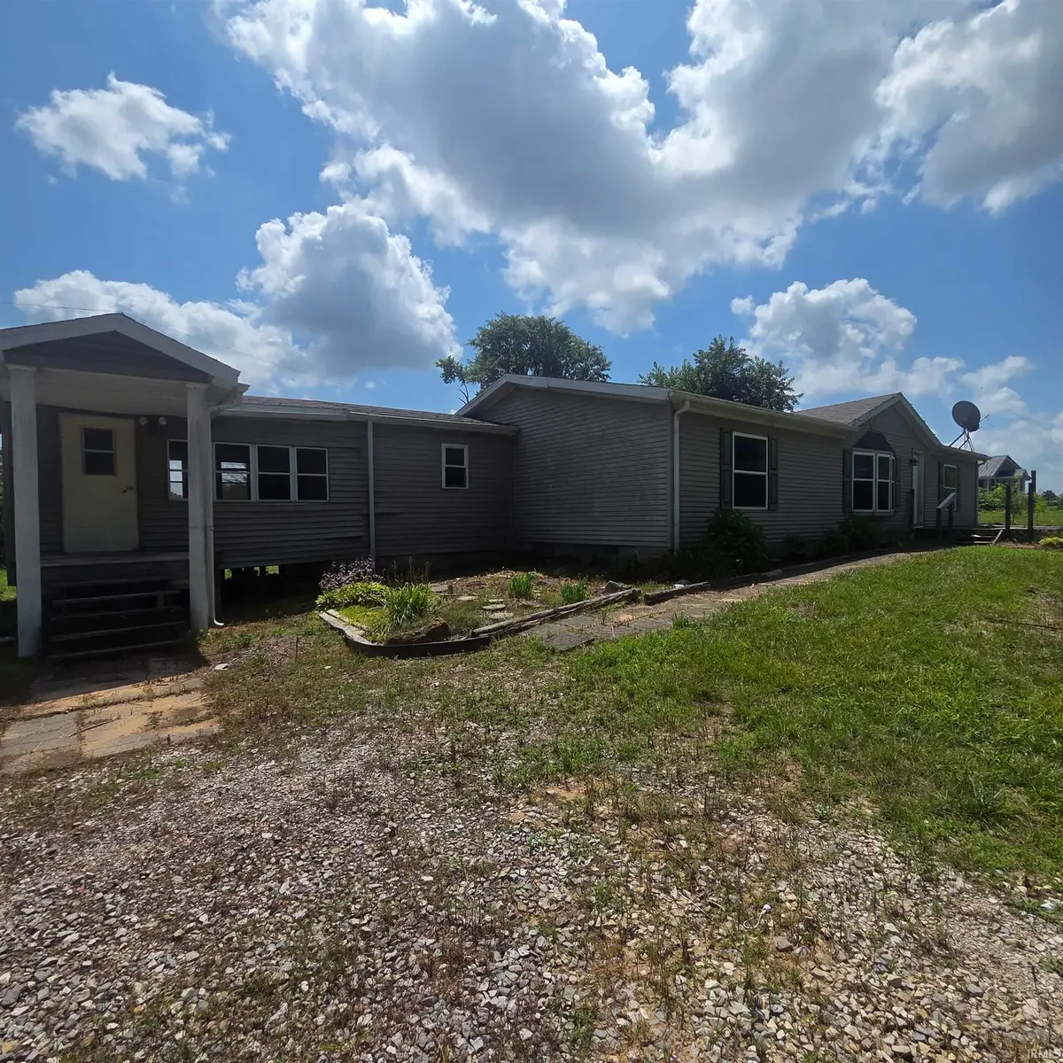 7472 S 1050 W Road, Owensville, IN 47665 - #1