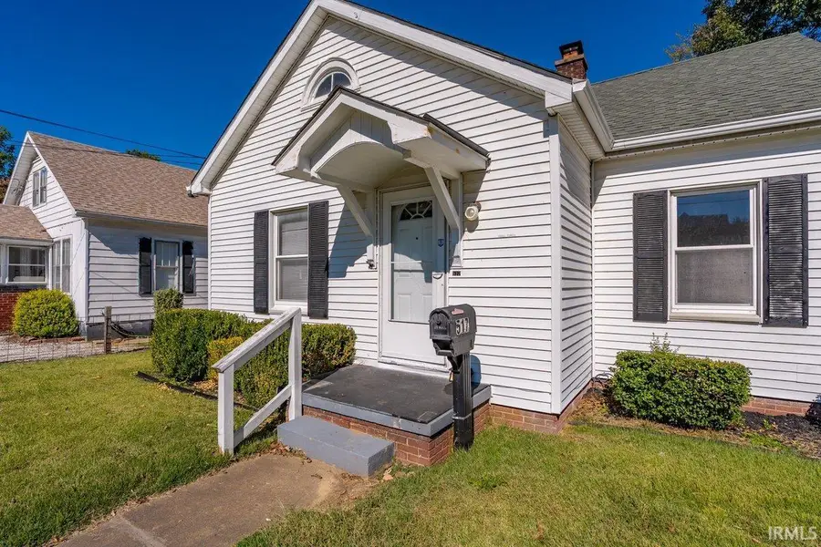 517 W Locust Street, Boonville, IN 47601 - #3