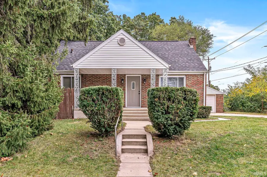 436 S 32nd Street, South Bend, IN 46615 - #3