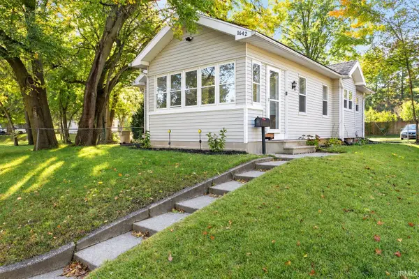 1642 E Donald Street, South Bend, IN 46613