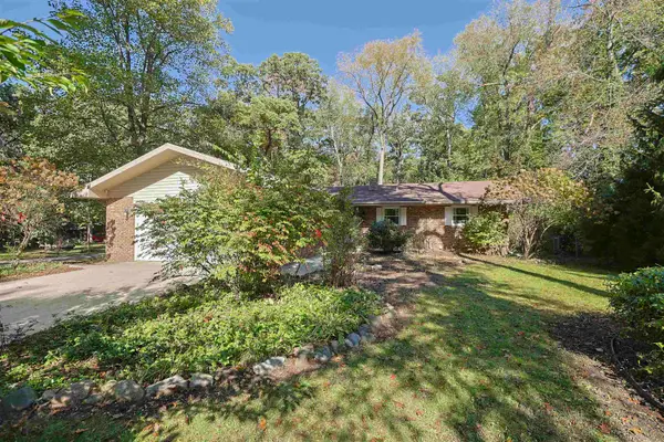 30487 Lantern Lane, Elkhart, IN 46514
