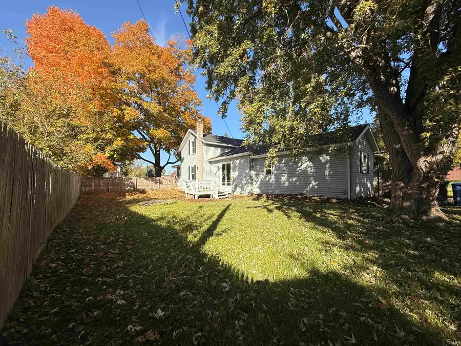 308 N Walnut Street, Columbia City, IN 46725 - #3