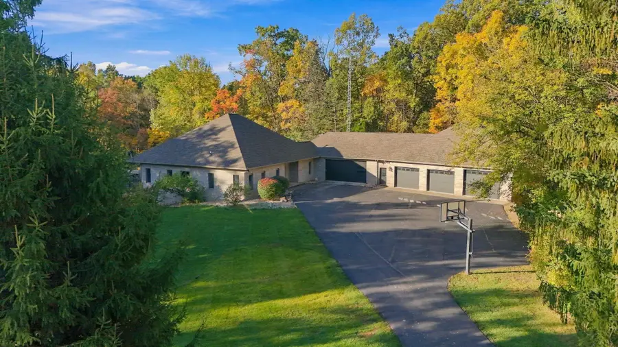 315 E Feather Valley Road, Fremont, IN 46737 - #2