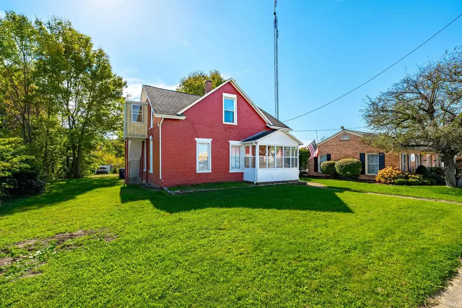 410 E Winona Avenue, Warsaw, IN 46580 - #3