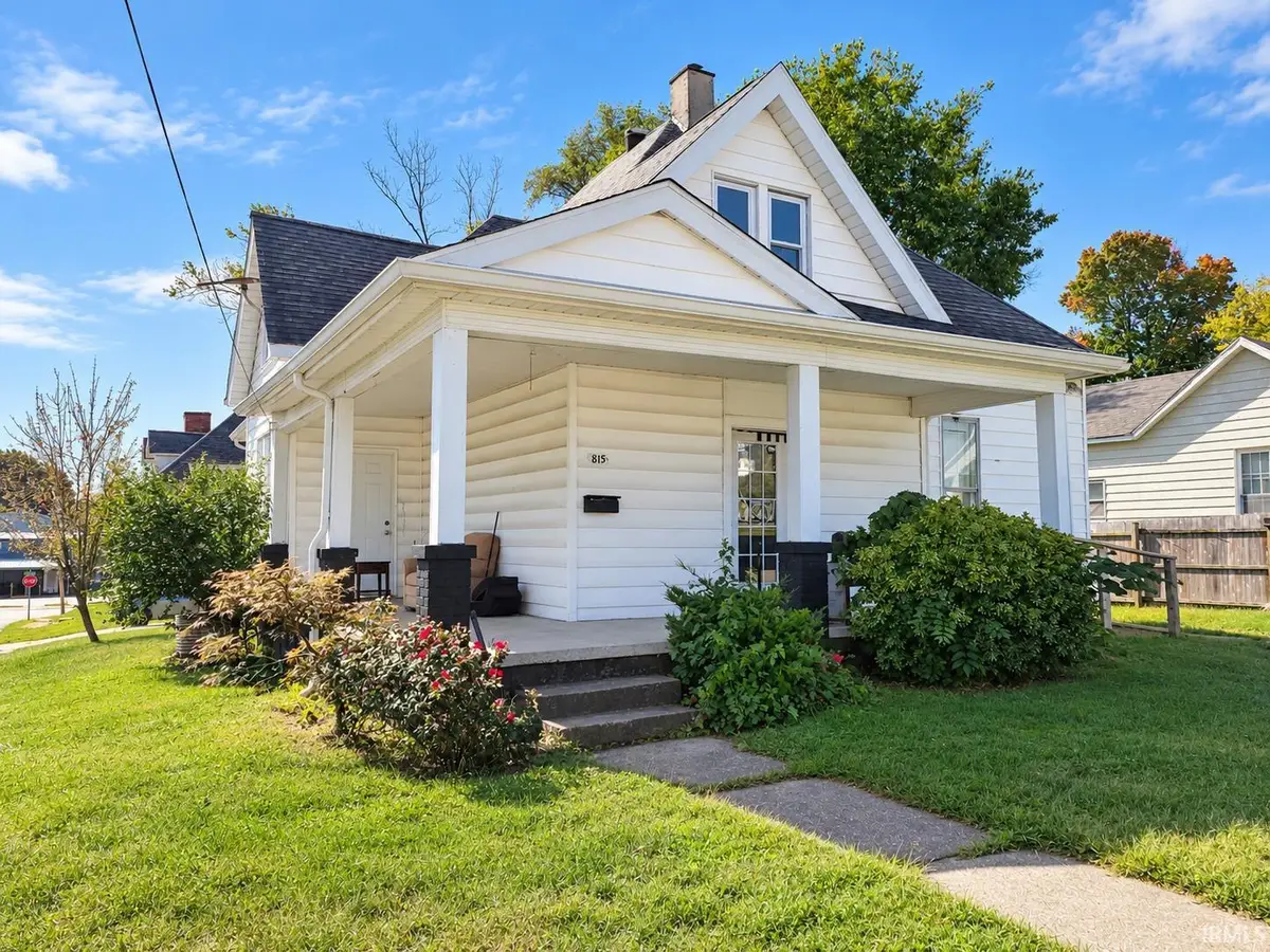 815 E Vantrees Street, Washington, IN 47501 - #1