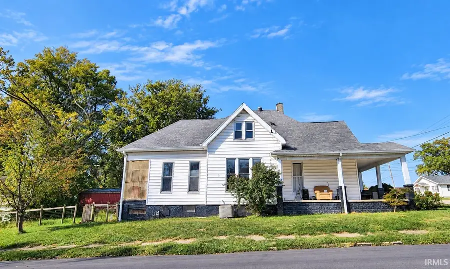 815 E Vantrees Street, Washington, IN 47501 - #2