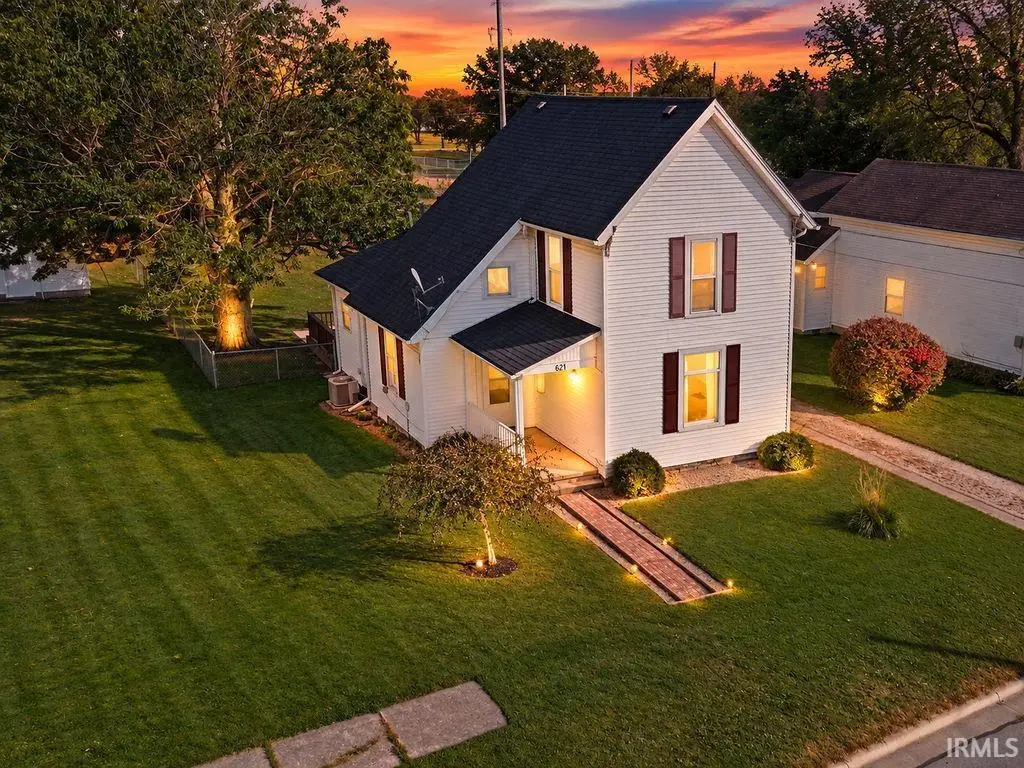 621 S Briant Street, Huntington, IN 46750 - #1