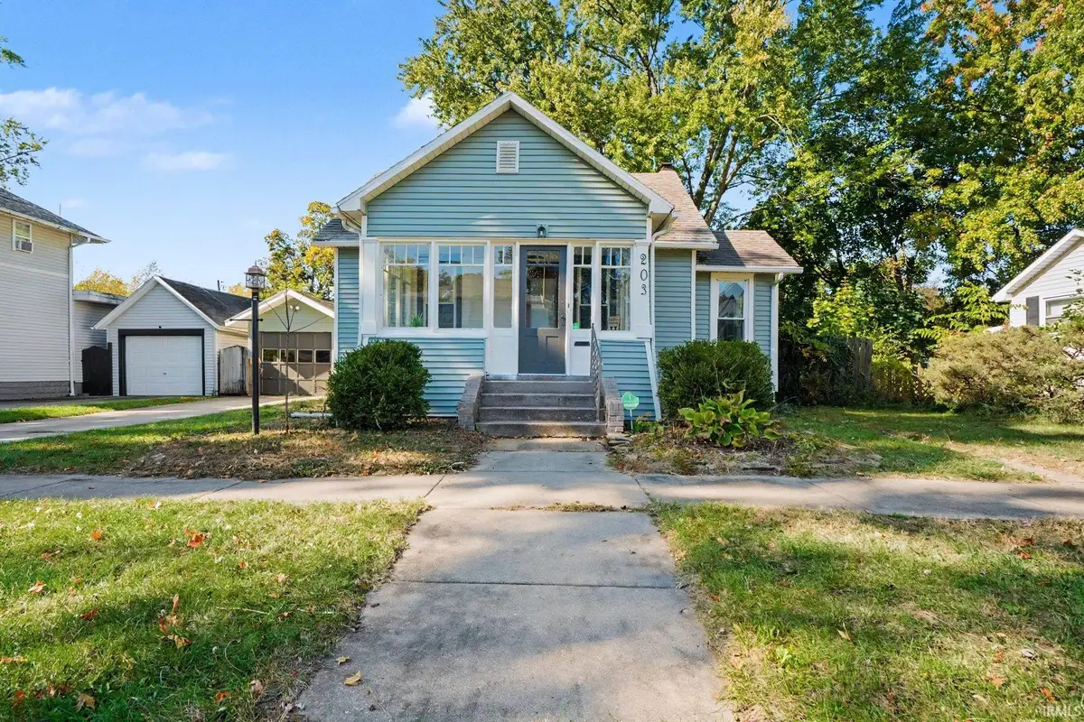 203 Kenyon Avenue, Elkhart, IN 46516 - #1